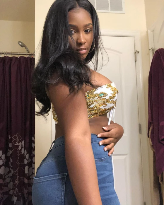 Sexymimi, Escort, Mesaieed