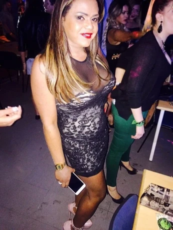 Vanessa Trans — 4 / 11