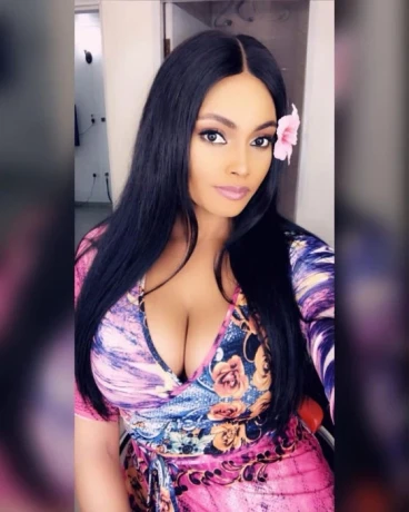 Favy Berry — 1 / 3