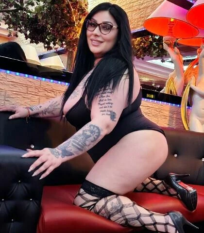 Julia, Escort, Vienna