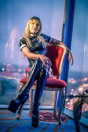 Lady Nina´s Privatstudio — 14 / 18