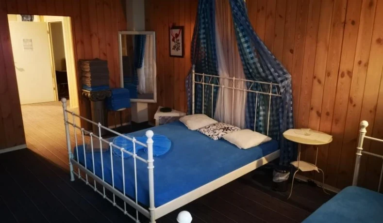 Sehr Diskrete Wohnung In Zuerich Wetzikon Inkl Parkplaetze — 3 / 4