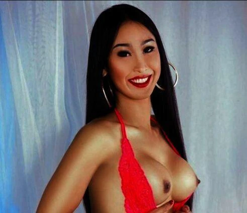 Ts May, Escort, Neu-Ulm