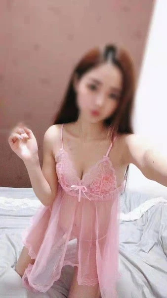Yinyin, Escort, Heidelberg