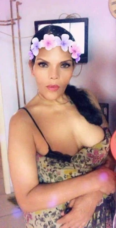 Sarah — 2 / 3