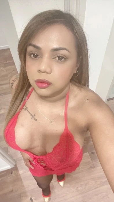 Vanessa Trans — 2 / 11