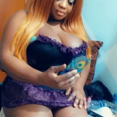 Flore, Escort, Al Farwaniyah