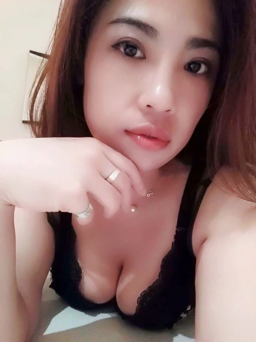 Linda — 2 / 4