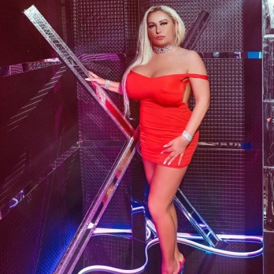 Julia Spezial Massage Und Mehr, Escort, Heilbronn