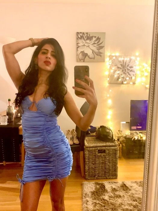 Amira — 8 / 14