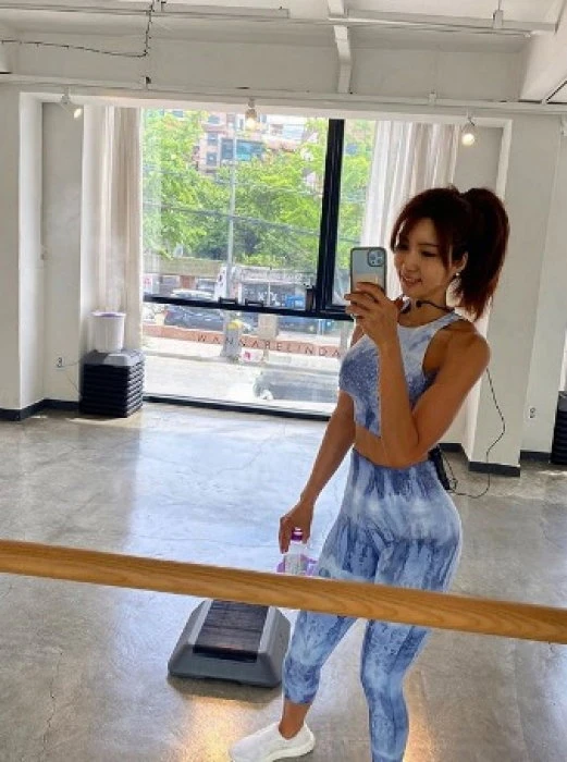 Asmira, Escort, Amman