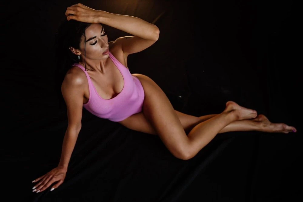 Afina, Escort, Budapest