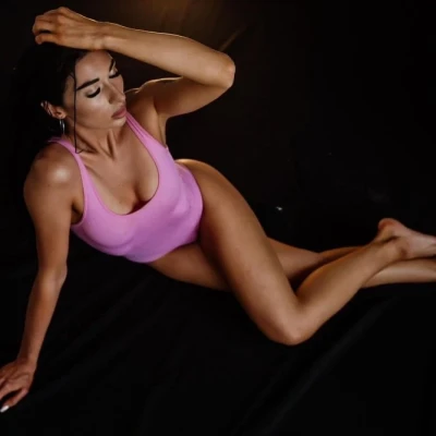 Afina, Escort, Budapest