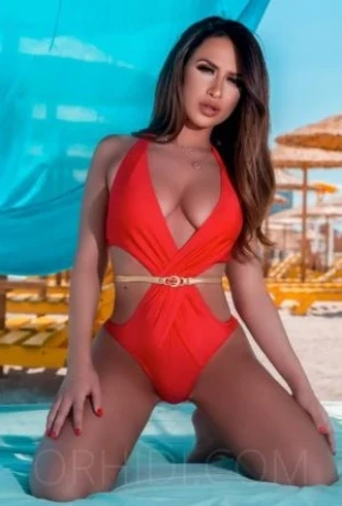 Marissa — 1 / 5