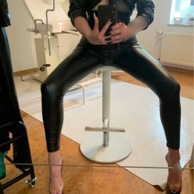 Lady Sarah, Escort, Koln