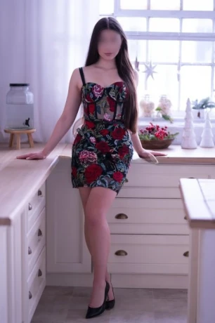 Aurelia Gold — 12 / 14