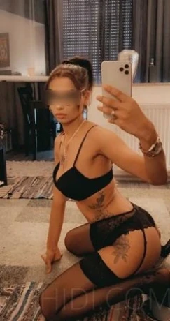 Anna 100% Original-Fotos — 1 / 11