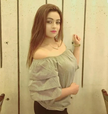 Munni Khan — 7 / 8