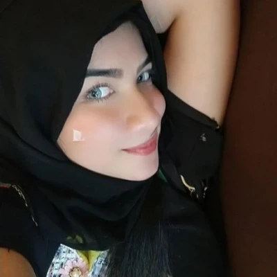 Lilly, Escort, Dubai