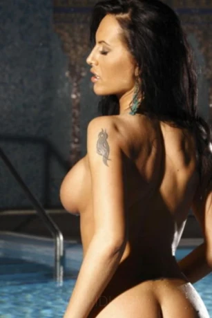 PORNSTAR ” Mela Star ” — 1 / 3