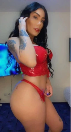 Ts Luciana — 9 / 23