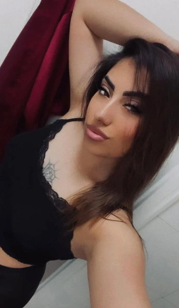 Neu Sara — 4 / 8
