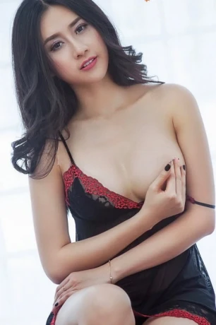 Rubi’s Dubai — 2 / 5