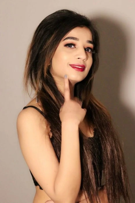 Riya K — 2 / 3