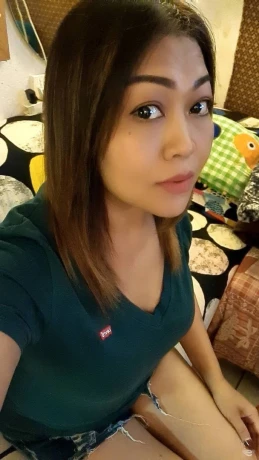 Sexy Thai Frau Will Dich Erotisch Verwoehnen — 3 / 5