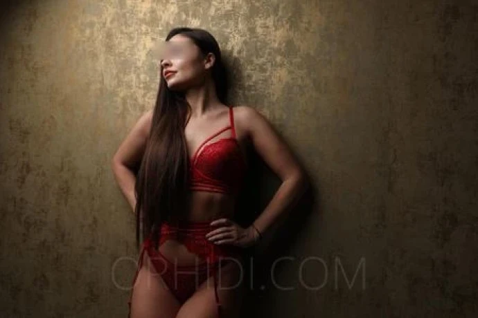 Kaskade Massagestudio - prof. Nuru-Anwendungen — 13 / 24