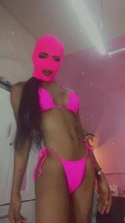 Trans Madans — 1 / 9