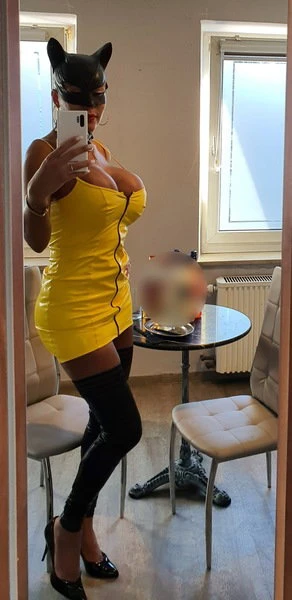 Trans Anna Latina Xxl — 2 / 20