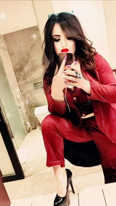 Hema Chandran, Escort, Chennai