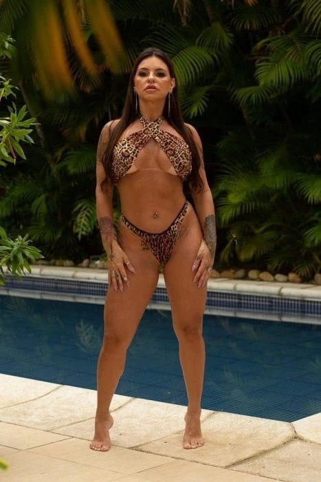 Lais Drumond — 3 / 9