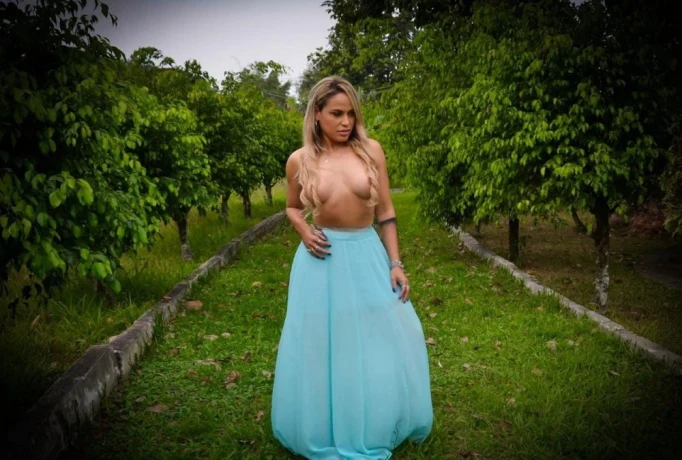 Karina Bachi — 5 / 6