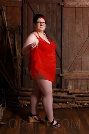 Lilly - molliger, deutscher Busentraum — 19 / 24