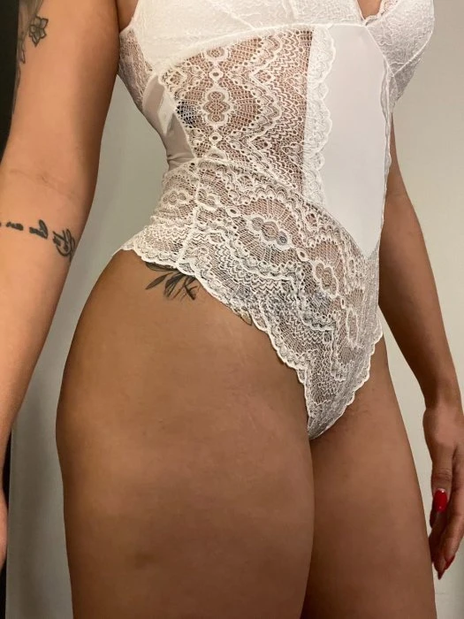 Lara — 7 / 14