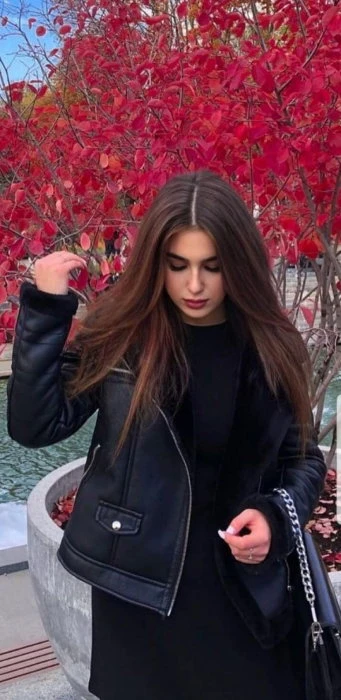 Alina — 4 / 9
