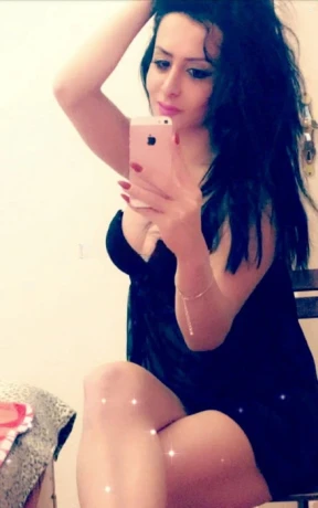 Arabian Layal — 11 / 12