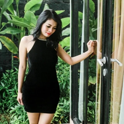 Laura Lust, Escort, Dubai