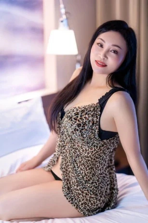 Sue Mei scharfe Japanerin — 2 / 5