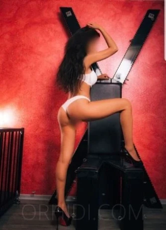 Julia in der Lustoase Allgäu — 4 / 5