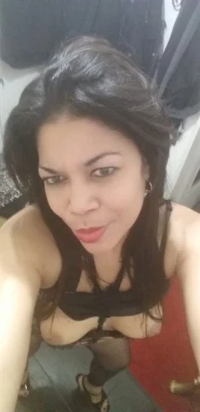 Nicole Latina Av Konigin Nur Nur Haus Oder Hotel Besuchen — 2 / 15