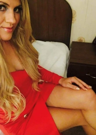 Valentina546 — 1 / 4