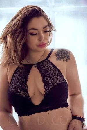 BRANDNEU! HANNA — 4 / 6