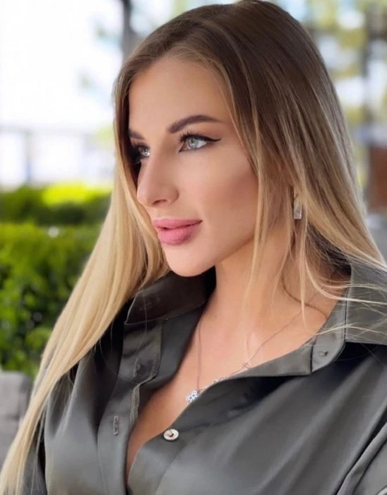 Anyta, Escort, Singapore