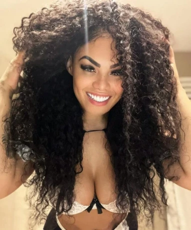 Luna Feraz — 2 / 6