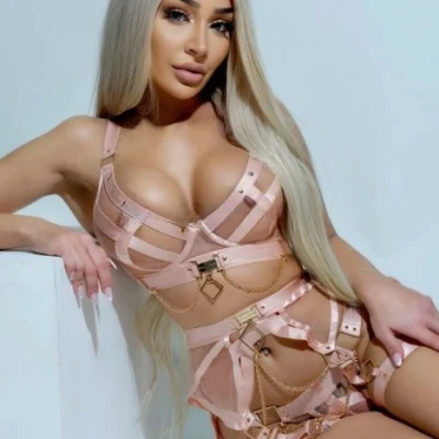 Campbell, Escort, Vienna