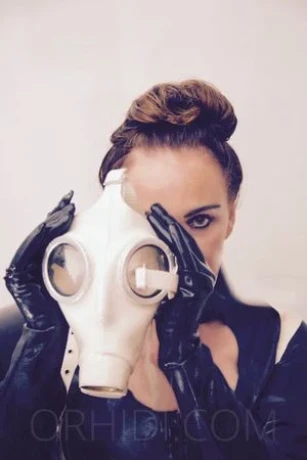 Lady Sarah Lee * Deutsche Domina* — 18 / 23