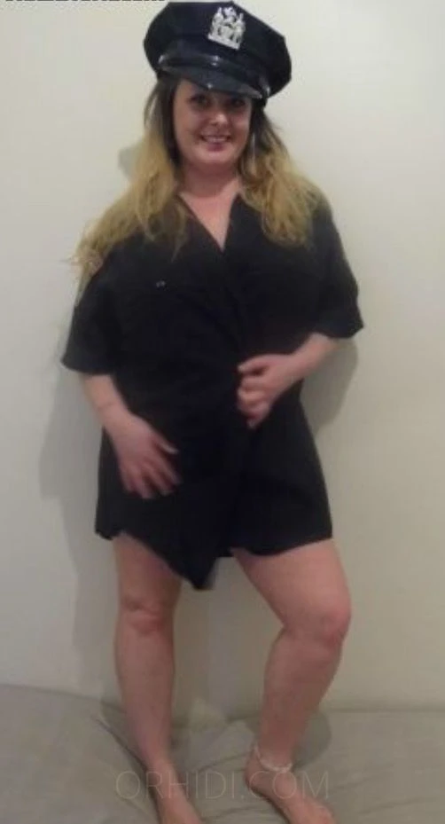 NaughtyTantraChloe — 3 / 18